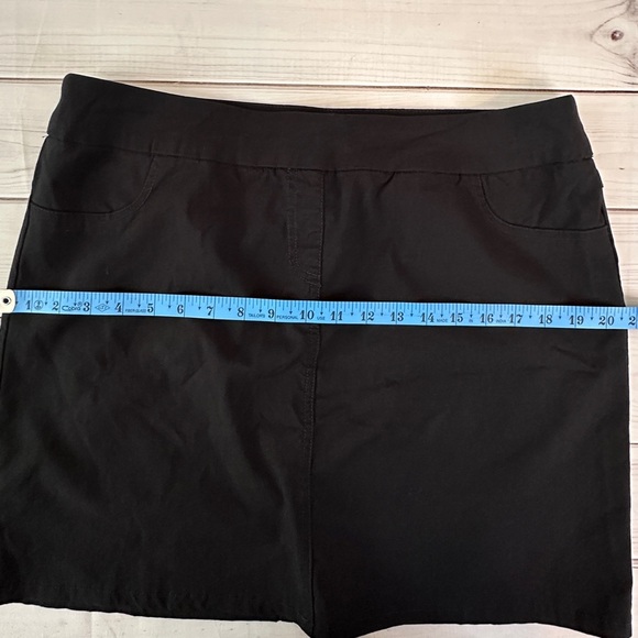 Erin London Women's Black Skort - Size 16
Tennis pickleball Hiking Walking 🌼 - Picture 6 of 7